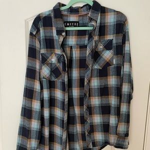 EMPYRE FLANNEL BUTTON UP SHIRT